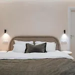 Gorgeous 2br Retreat - Old Town & Calea Victoriei * Bukurešť