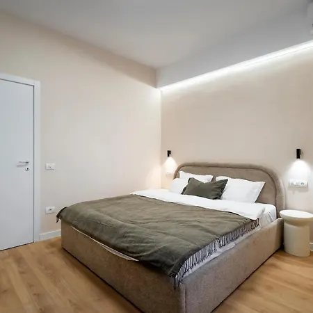 Gorgeous 2br Retreat - Old Town & Calea Victoriei Appartement