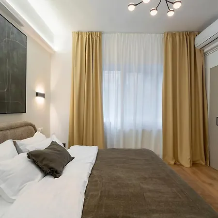 Gorgeous 2br Retreat - Old Town & Calea Victoriei