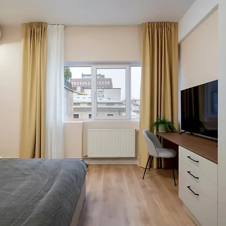 Gorgeous 2br Retreat - Old Town & Calea Victoriei Apartment Bucharest