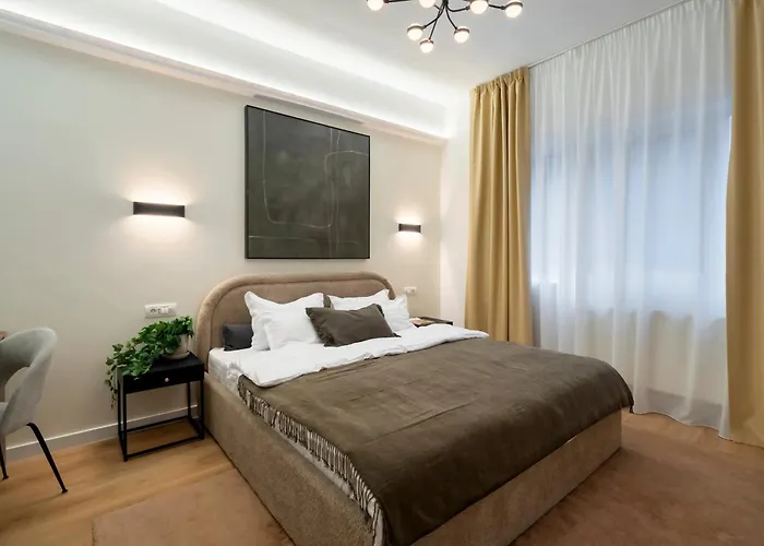 Daire Gorgeous 2br Retreat - Old Town & Calea Victoriei *