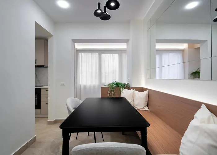 Gorgeous 2br Retreat - Old Town & Calea Victoriei Apartment Bucharest