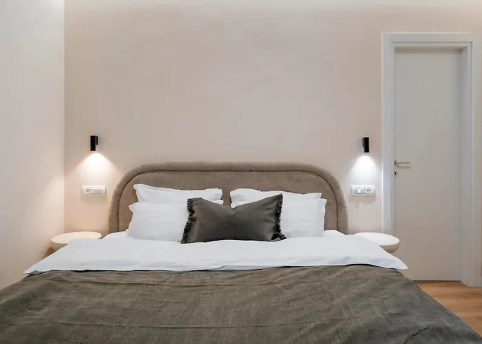 Gorgeous 2br Retreat - Old Town & Calea Victoriei * Bükreş