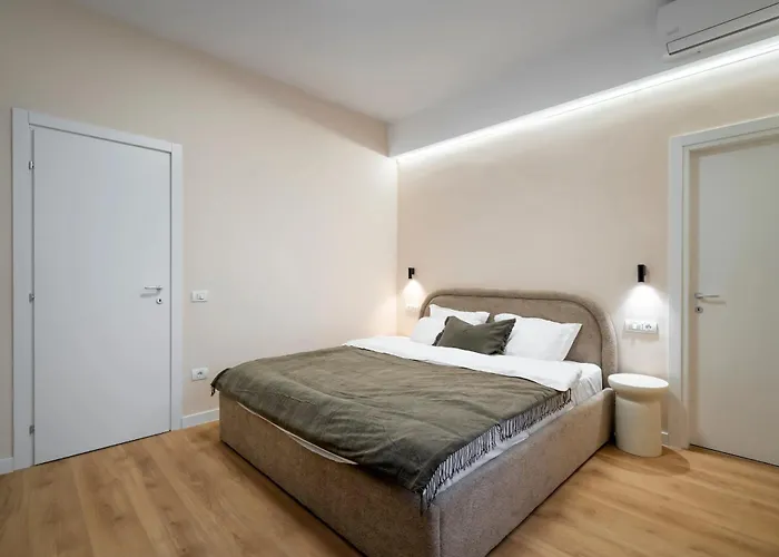 Gorgeous 2br Retreat - Old Town & Calea Victoriei 公寓