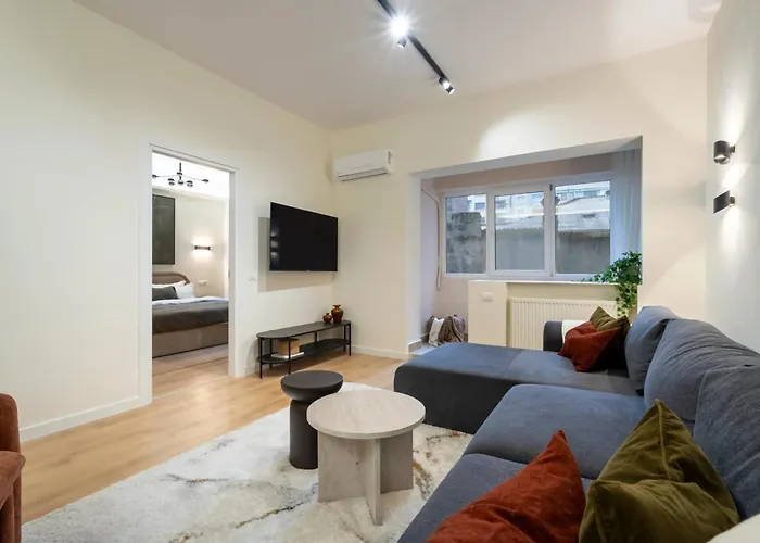 Gorgeous 2br Retreat - Old Town & Calea Victoriei 布加勒斯特