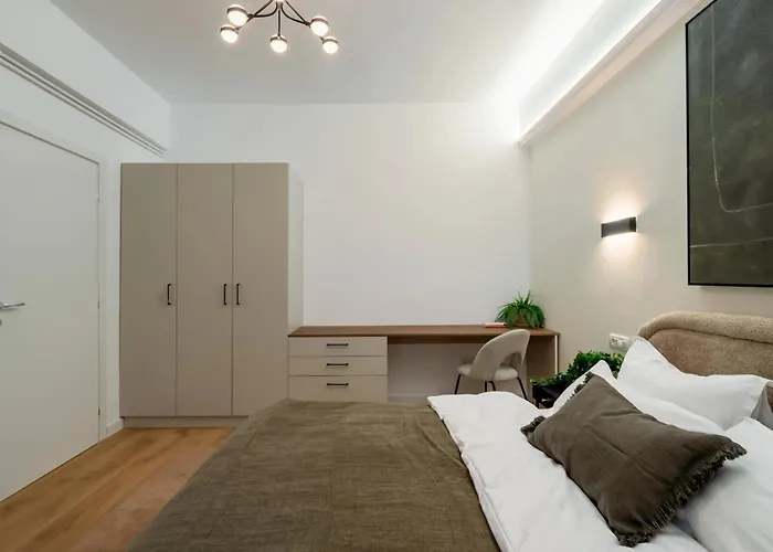 Gorgeous 2br Retreat - Old Town & Calea Victoriei 公寓 布加勒斯特