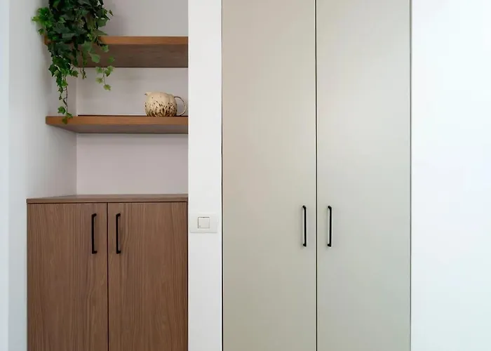 Gorgeous 2br Retreat - Old Town & Calea Victoriei * 布加勒斯特