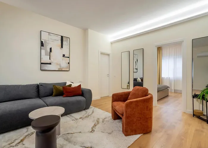 Gorgeous 2br Retreat - Old Town & Calea Victoriei 布加勒斯特